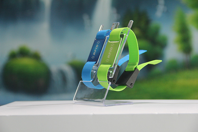 �Ž�������